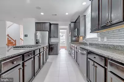 8008 Hubble, Glenn Dale, MD 20769 - Photo 10