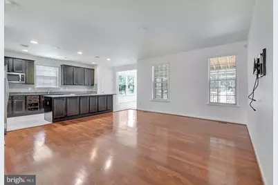 8008 Hubble, Glenn Dale, MD 20769 - Photo 16