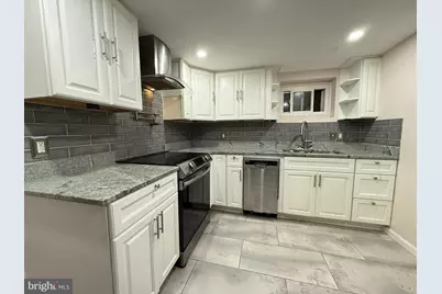 5000 Manor Court, Oxon Hill, MD 20745 - Photo 2