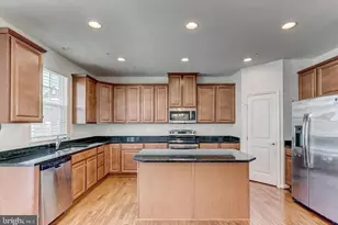 15308 Littleton Pl, Upper Marlboro, MD 20774 - Photo 10
