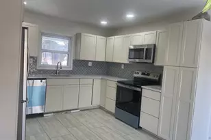 2707 Fawn Ln, Bowie, MD 20715 - Photo 2