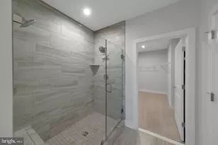 102 St Ives Pl, Oxon Hill, MD 20745 - Photo 14