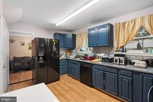 3113 Brightseat Rd, Hyattsville, MD 20785 - Photo 10