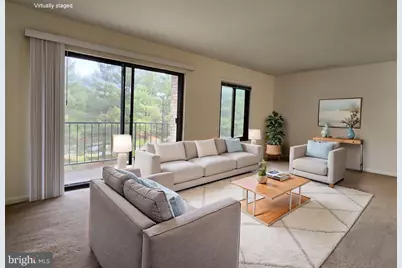6982 Hanover Parkway #303, Greenbelt, MD 20770 - Photo 1