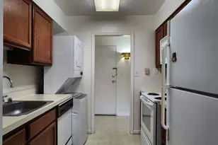 6982 Hanover Pkwy, Greenbelt, MD 20770 - Photo 12