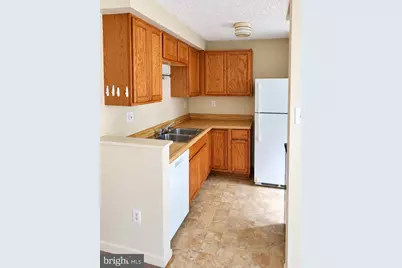332 Shady Glen Drive, Capitol Heights, MD 20743 - Photo 6