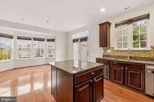 2107 Turleygreen Pl, Upper Marlboro, MD 20774 - Photo 8