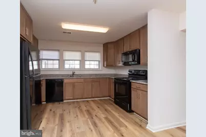 4160 Crab Apple Court #6, Suitland, MD 20746 - Photo 4