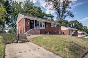 8324 Donoghue Dr, New Carrollton, MD 20784 - Photo 2