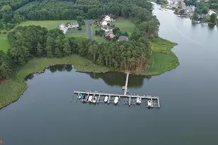 105 Port Ct, Grasonville, MD 21638 - Photo 2