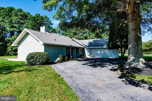 102 Golf Ct, Stevensville, MD 21666 - Photo 1
