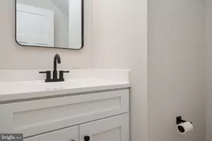 208 Long Point Rd, Stevensville, MD 21666 - Photo 16