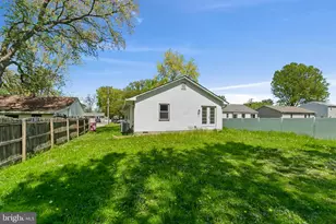 1906 Harbor Dr, Chester, MD 21619 - Photo 36