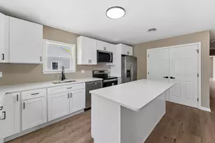 1906 Harbor Dr, Chester, MD 21619 - Photo 6