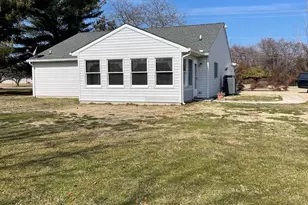 7500 Main St, Queenstown, MD 21658 - Photo 2