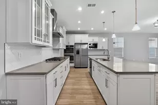 219 Broadwater Dr, Chester, MD 21619 - Photo 8