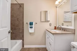 2008 Bridgepointe Dr, Chester, MD 21619 - Photo 22