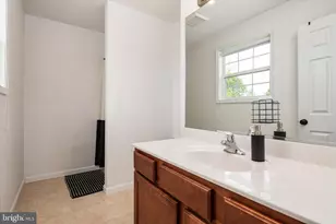 200 Newtown Rd, Chester, MD 21619 - Photo 26