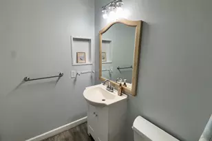 8013 Bridgepointe Dr, Chester, MD 21619 - Photo 10