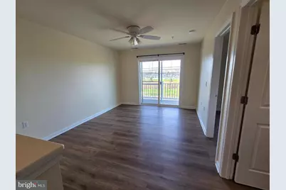 101 Dundee Avenue #202, Chester, MD 21619 - Photo 6