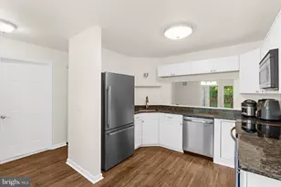 5011 Bridgepointe Dr, Chester, MD 21619 - Photo 6
