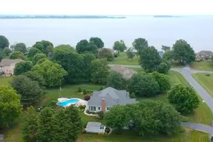 2812 Harvest Ct, Chester, MD 21619 - Photo 6