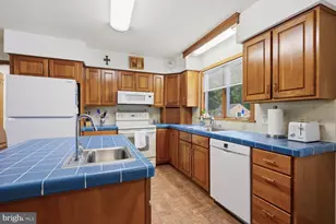 108 Prospect Bay Dr W, Grasonville, MD 21638 - Photo 8