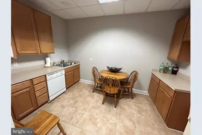 2201 Main Street #1J, Chester, MD 21619 - Photo 4