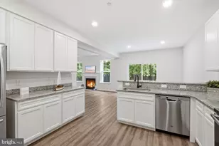 124 Riverside Dr, Chester, MD 21619 - Photo 12