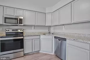 346 Creekside Commons Ct, Stevensville, MD 21666 - Photo 10