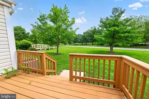 6005 Bridgepointe Dr, Chester, MD 21619 - Photo 4