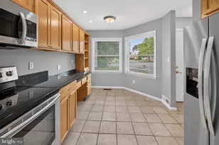6005 Bridgepointe Dr, Chester, MD 21619 - Photo 10