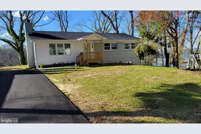 43088 Island View, Hollywood, MD 20636 - Photo 1