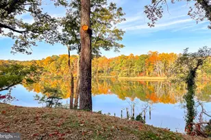 43088 Island View, Hollywood, MD 20636 - Photo 2