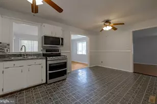 27522 Birch Manor Cir, Mechanicsville, MD 20659 - Photo 8