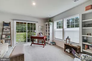 44183 Goldenzelle Wy, California, MD 20619 - Photo 16