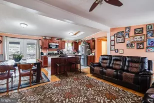 45880 S Springsteen Ct, California, MD 20619 - Photo 4