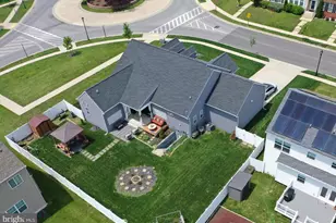 23264 Lindsay Dr, Leonardtown, MD 20650 - Photo 2