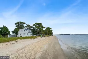 14005 Cornfield Harbor Dr, Scotland, MD 20687 - Photo 38