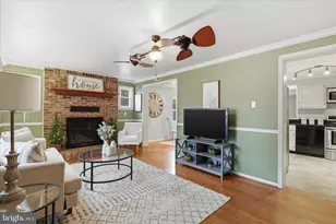 27420 Birch Manor Cir, Mechanicsville, MD 20659 - Photo 4