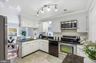 27420 Birch Manor Cir, Mechanicsville, MD 20659 - Photo 8