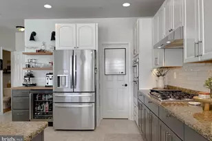 21345 Fairwood Ct, Leonardtown, MD 20650 - Photo 6