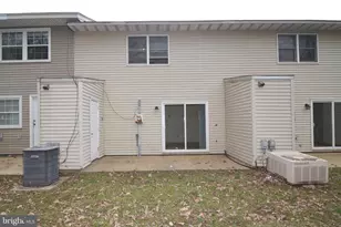 22093 Spring Valley Dr, Lexington Park, MD 20653 - Photo 16