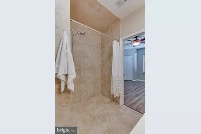 23560 F D R Boulevard #402, California, MD 20619 - Photo 16