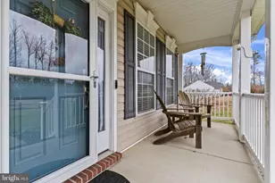 28147 Ben Oaks Dr, Mechanicsville, MD 20659 - Photo 4