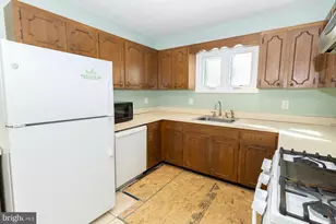 46017 E Sunrise Dr E, Lexington Park, MD 20653 - Photo 10