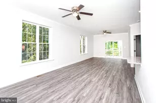 29057 Ann Cir, Mechanicsville, MD 20659 - Photo 12