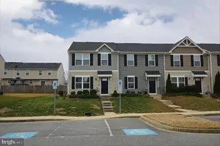 21835 Primrose Willow Ln, Lexington Park, MD 20653 - Photo 2