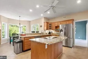 22388 Deerpath Ct, Great Mills, MD 20634 - Photo 4