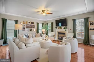 23402 Camellia Ct, California, MD 20619 - Photo 2